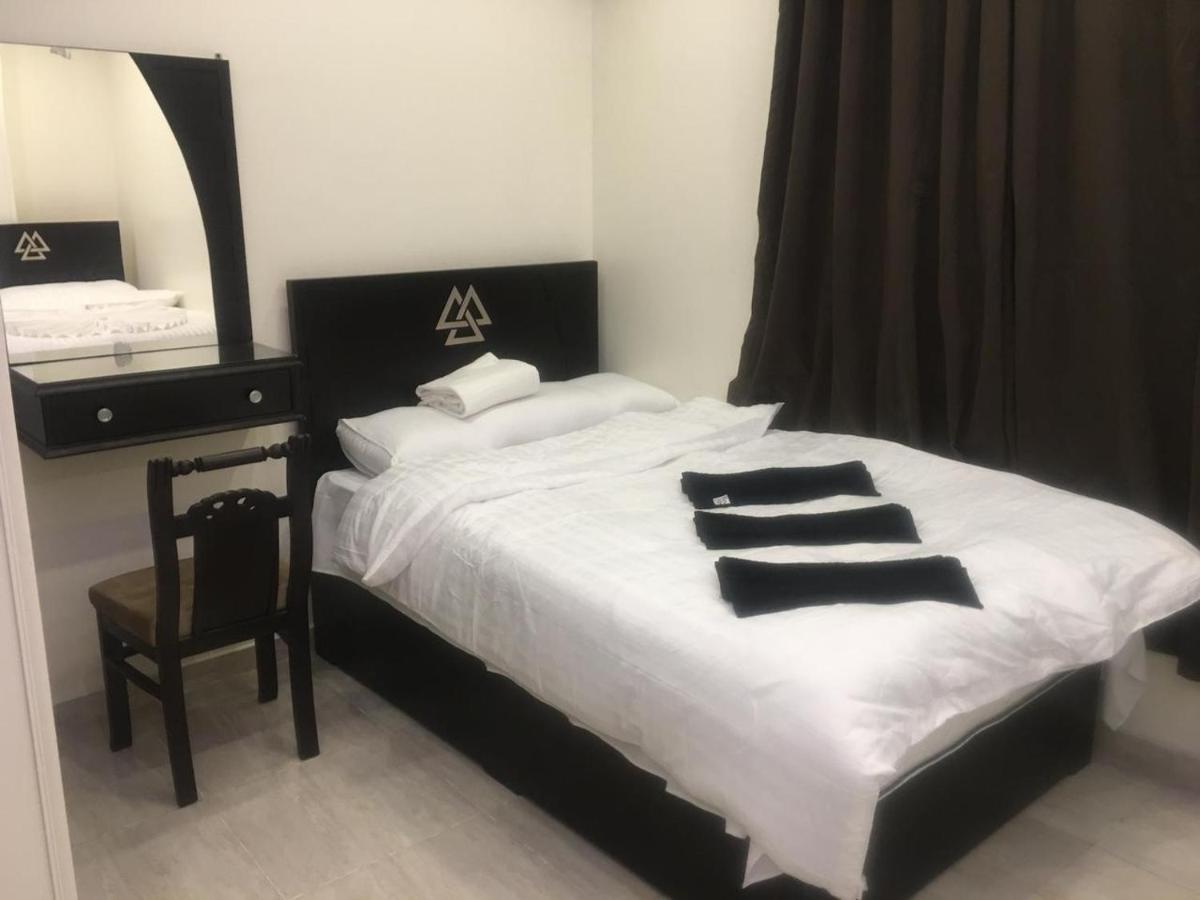 Pyramids And Sphinx Hotel 3*