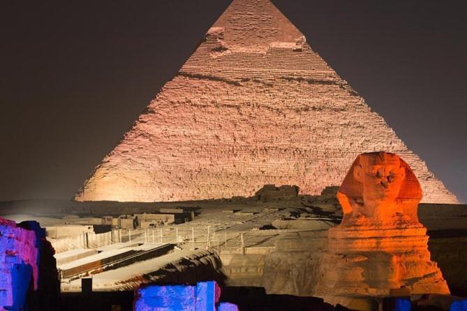Pyramids And Sphinx El Cairo